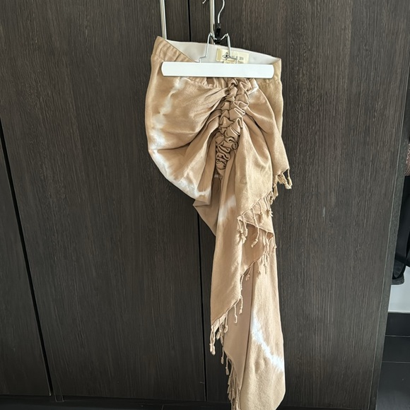 Just Bee Queen - JBQ Women’s Tulum Tie-Dye Skirt in tan, size XS, only worn once - Picture 4 of 10